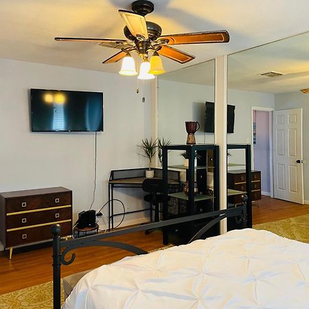San Antonio Comfort 4 Bedroom 3 Bath Home 5 Mins From Sea World Luaran gambar