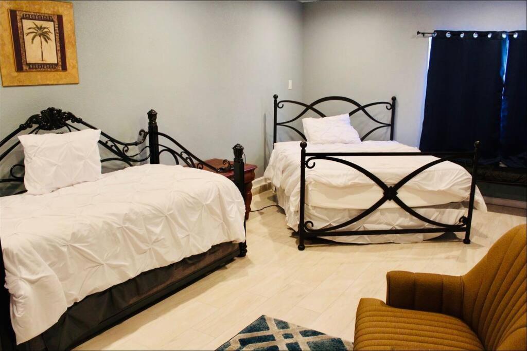 San Antonio Comfort 4 Bedroom 3 Bath Home 5 Mins From Sea World Luaran gambar